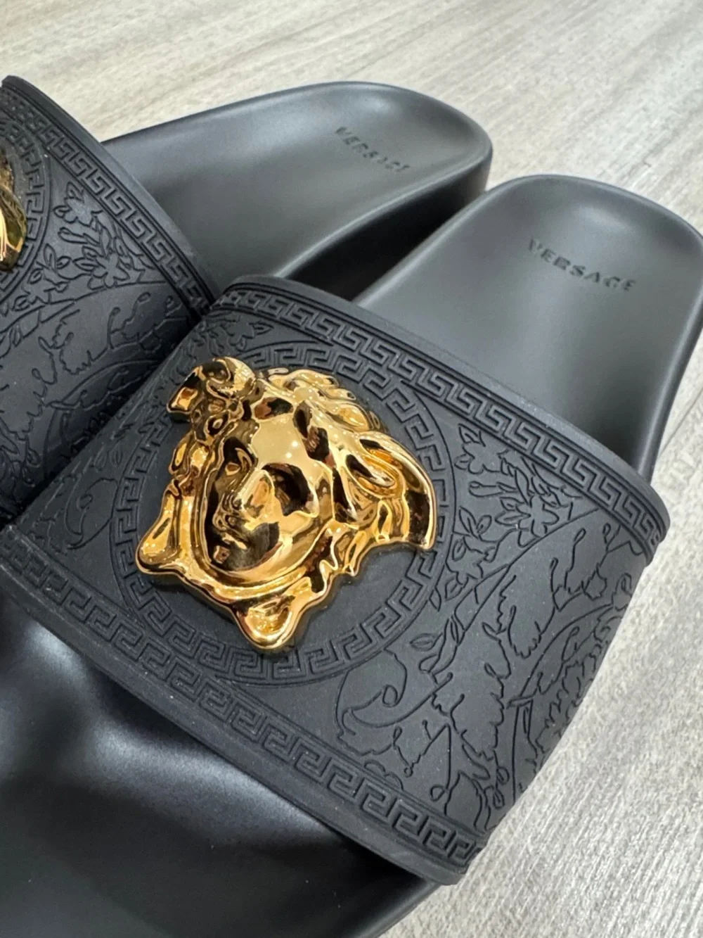 Versace Rubber Sliders - Picture 9 of 11